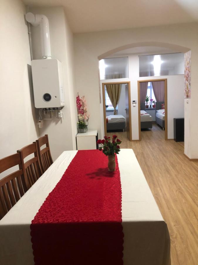 Lena Apartment Prága Kültér fotó
