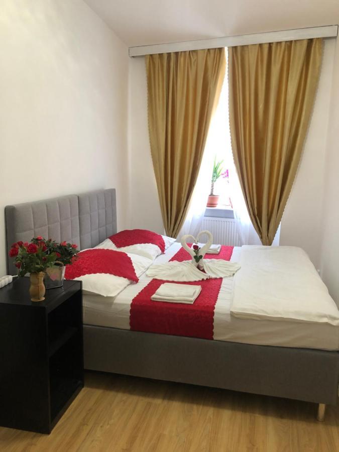 Lena Apartment Prága Kültér fotó