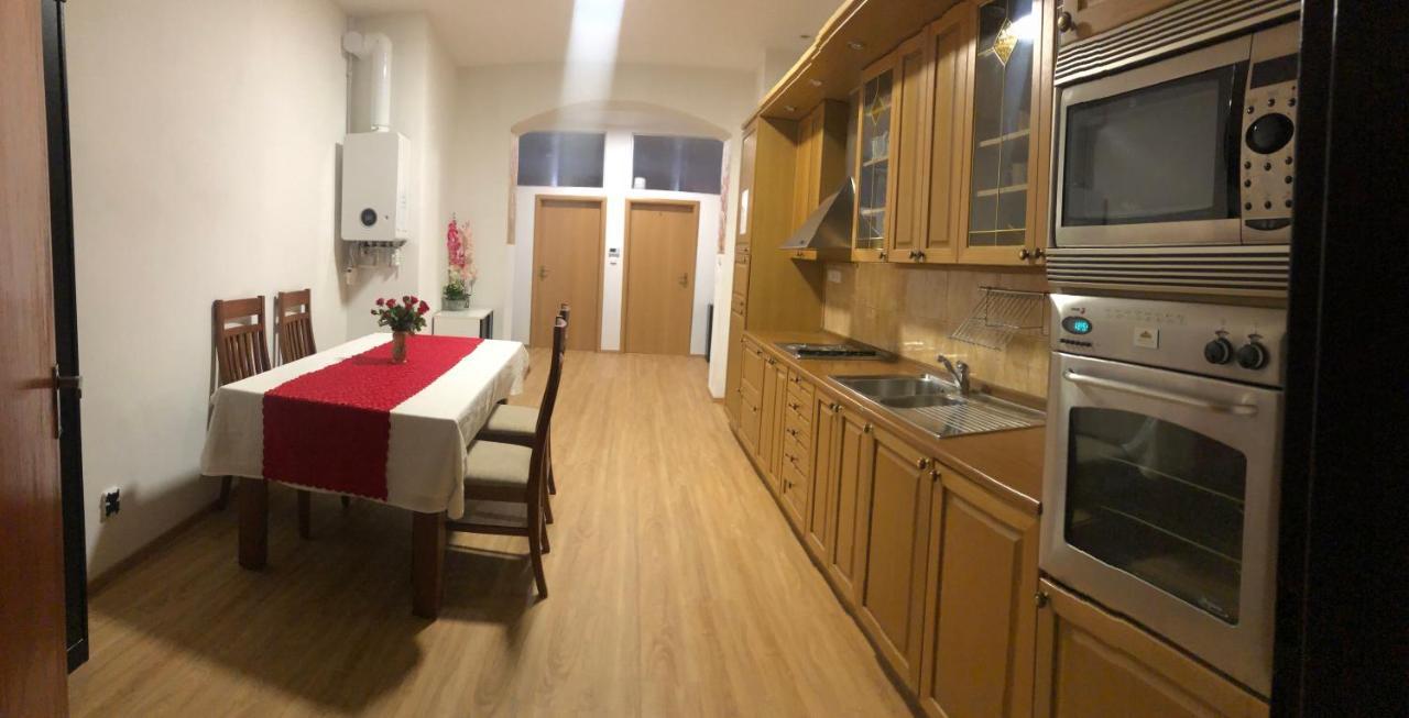 Lena Apartment Prága Kültér fotó